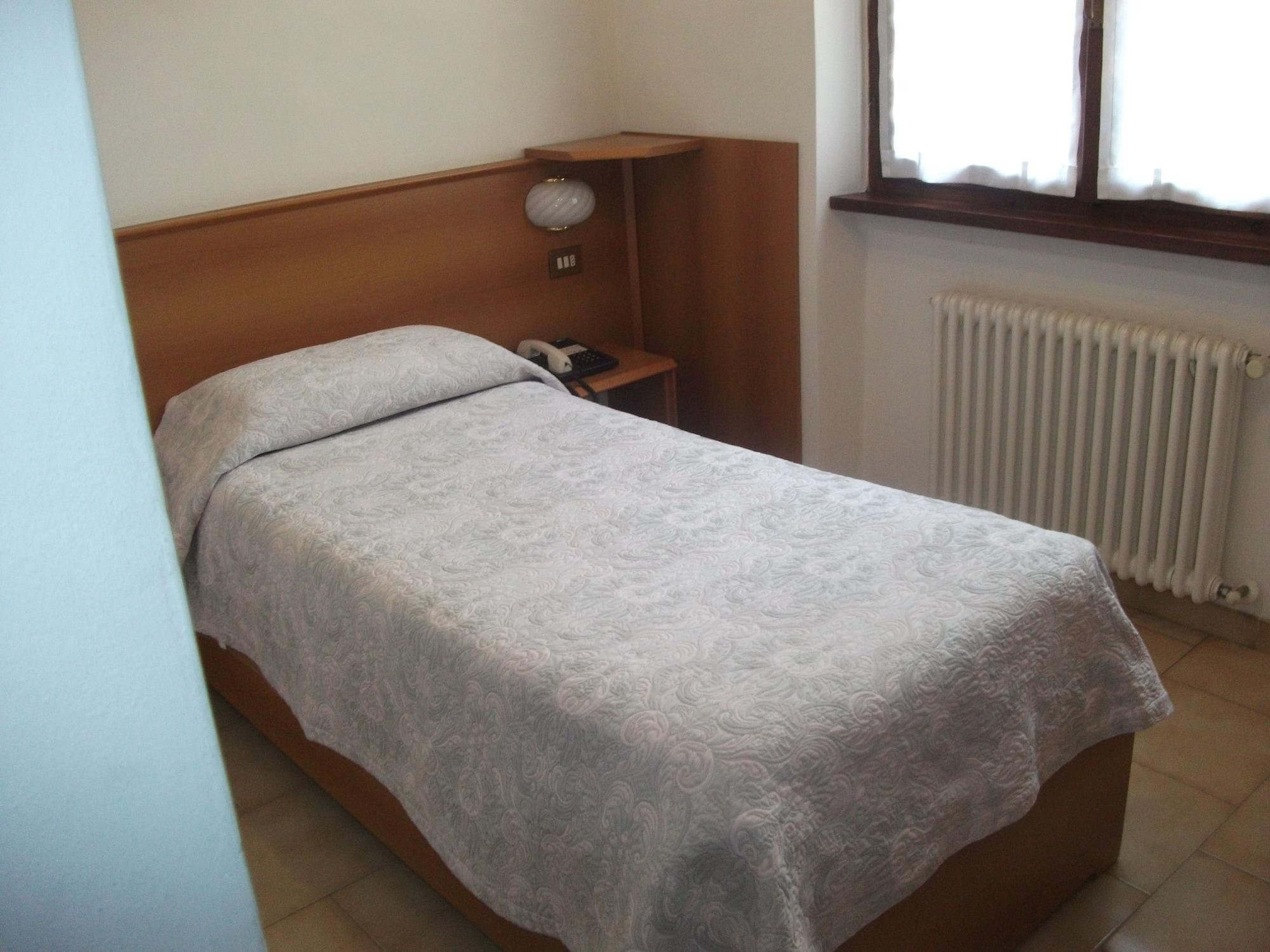 Hotel Breglia Lake Como Экстерьер фото