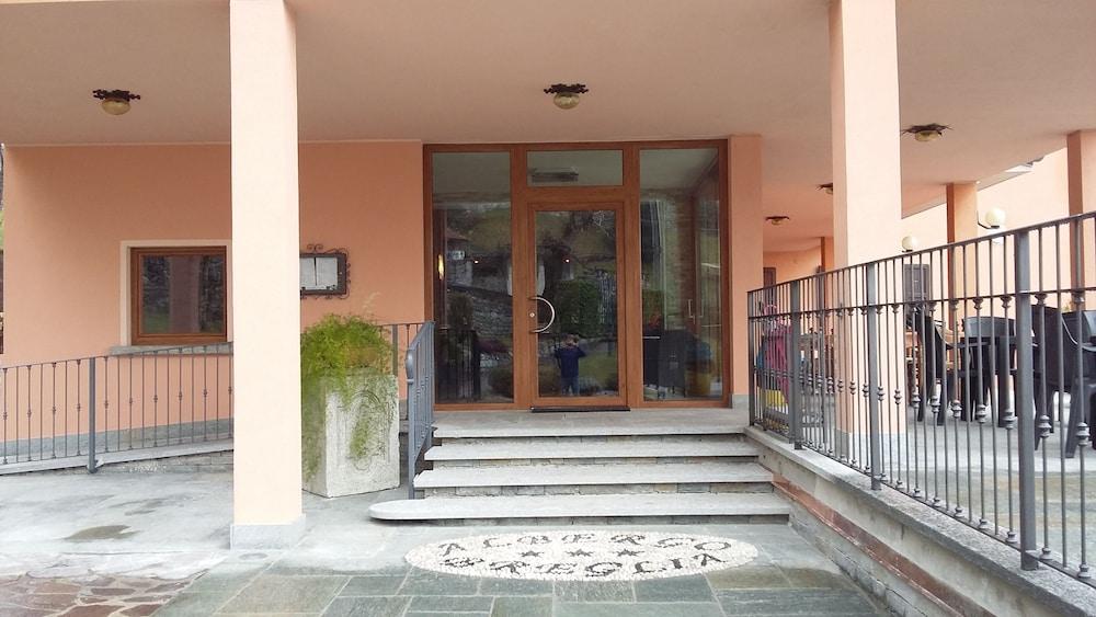 Hotel Breglia Lake Como Экстерьер фото