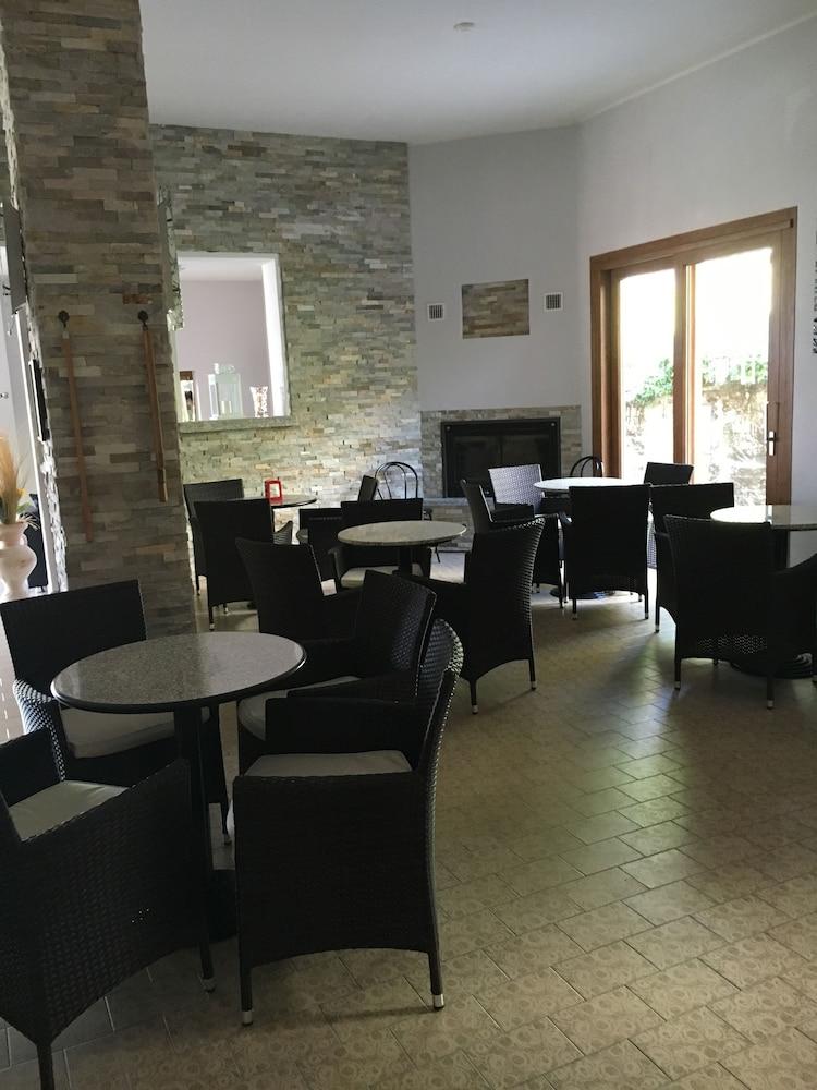 Hotel Breglia Lake Como Экстерьер фото